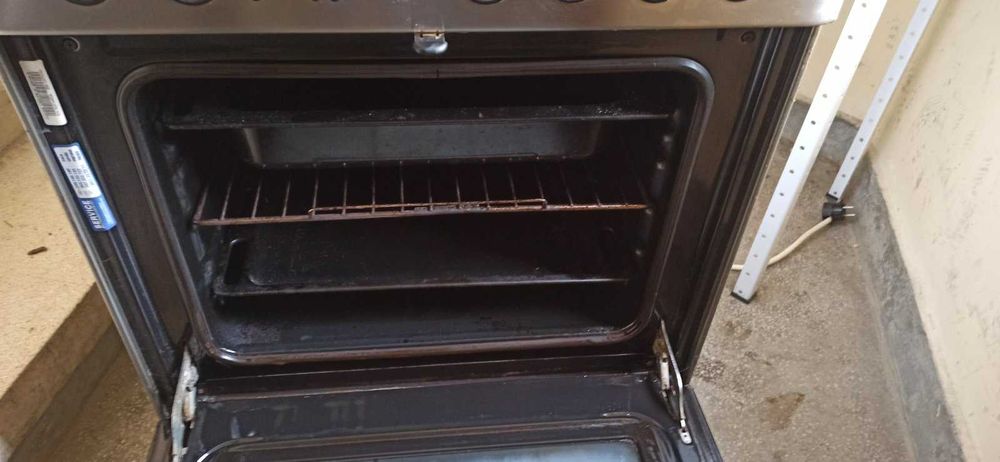 Готварска печка Ariston Hotpoint