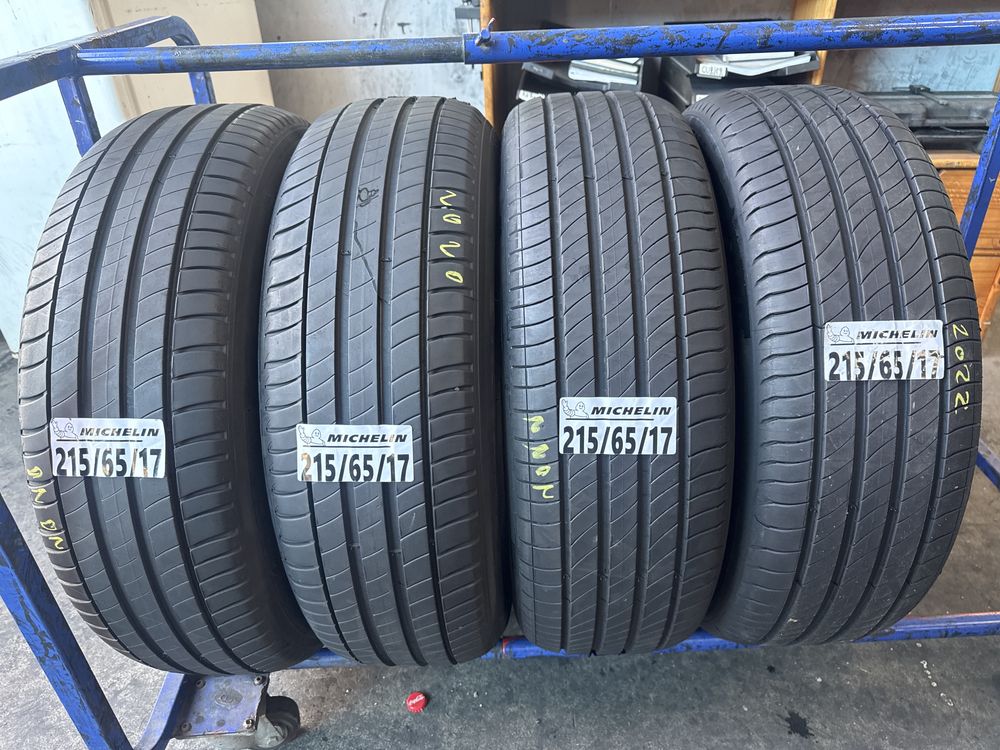 215/65/17 Michelin