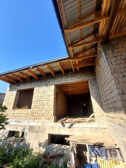 uy uchastka sotiladi sogdiana bovligdan ichkarida