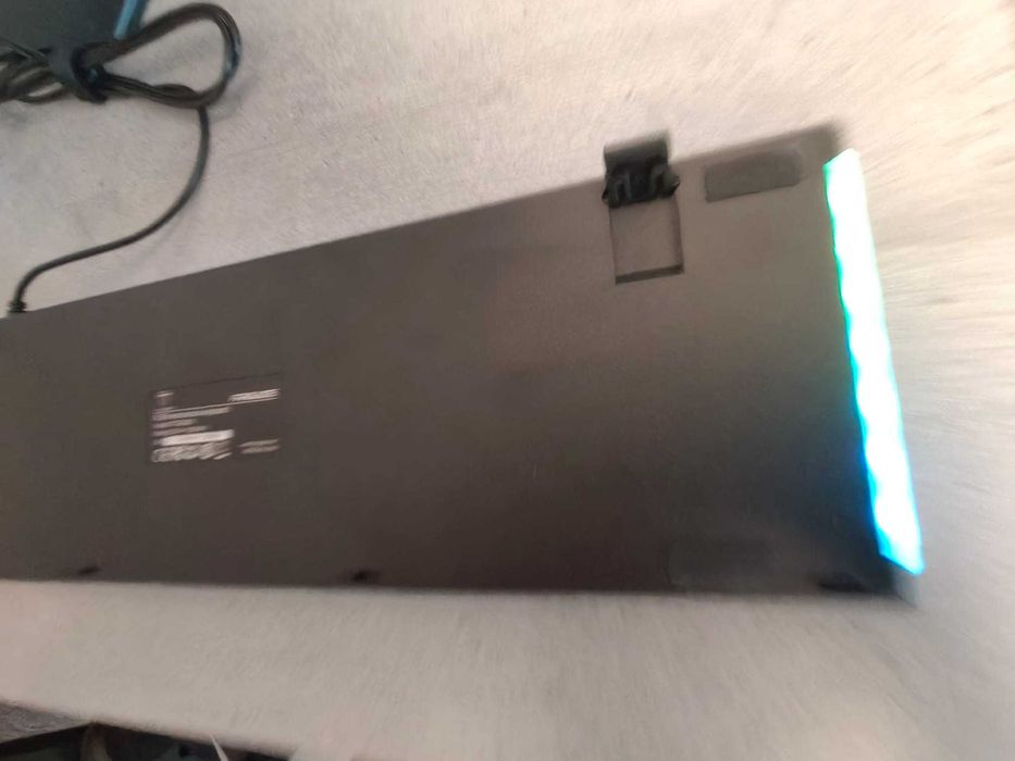 Vând Tastatură Gaming Mecanică T-Dagger Frigate - RGB, Stare Perfectă