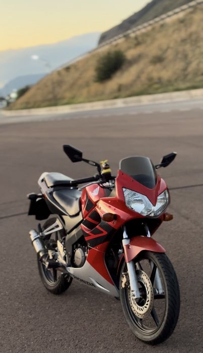 Honda cbr125 jc34