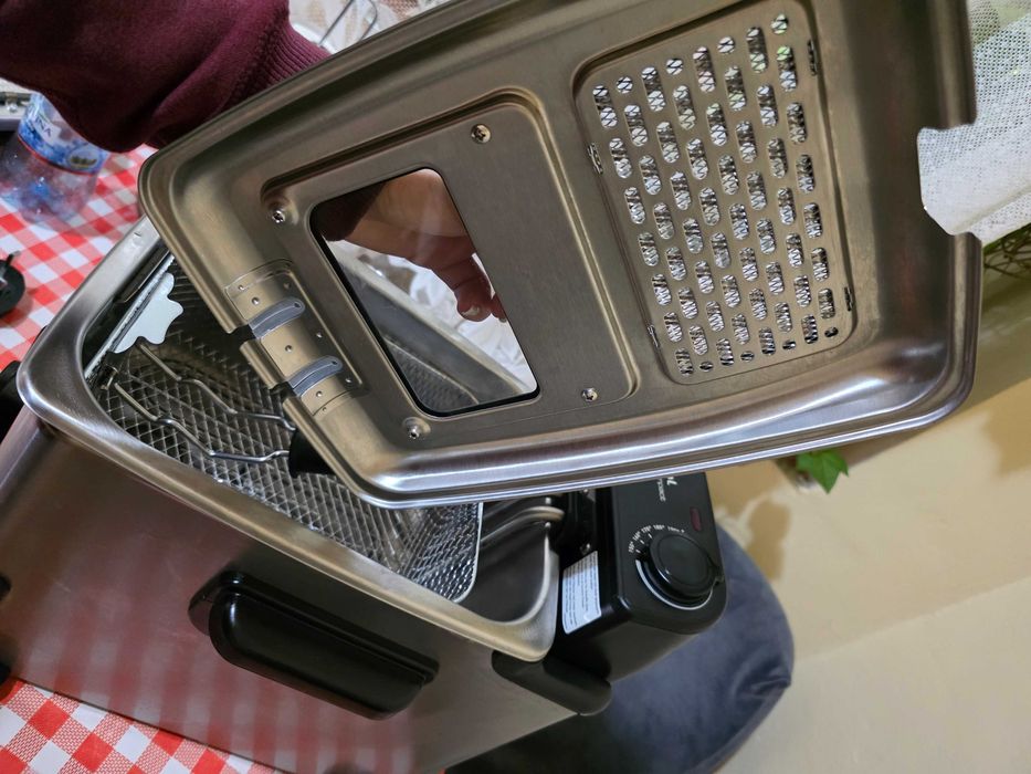 Friteuza tefal cu filtrare de ulei
