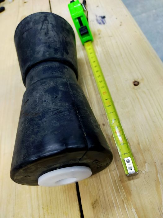 Держатели на прицеп для лодки, катера, гидроцикла