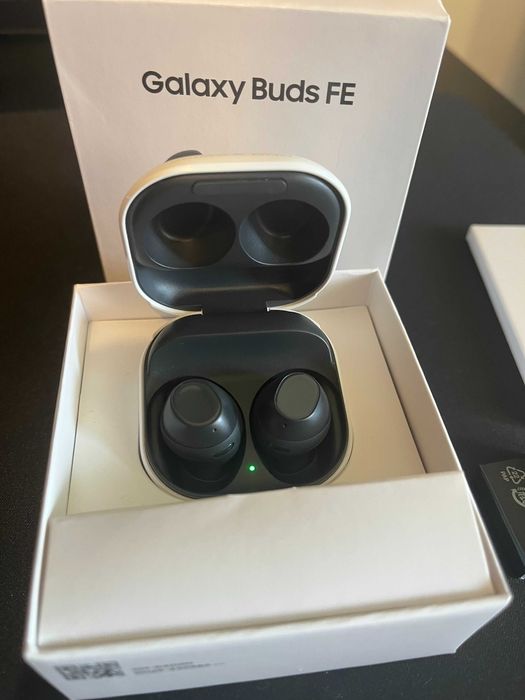 Casti bluetooth Samsung Galaxy Buds FE, ANC + accesorii sigilate