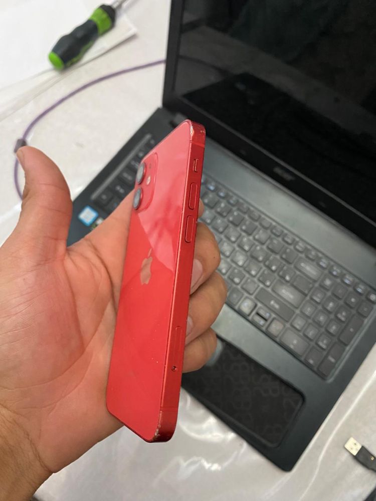 Iphone 12mini.