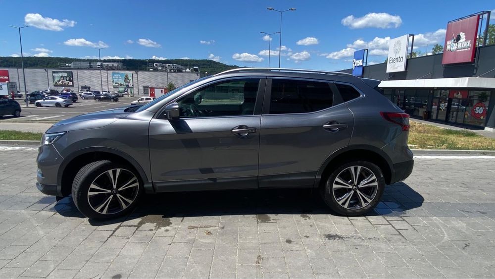Nissan Qashqai model N-CONECTA AN 2019 uinic proprietar 87000 km