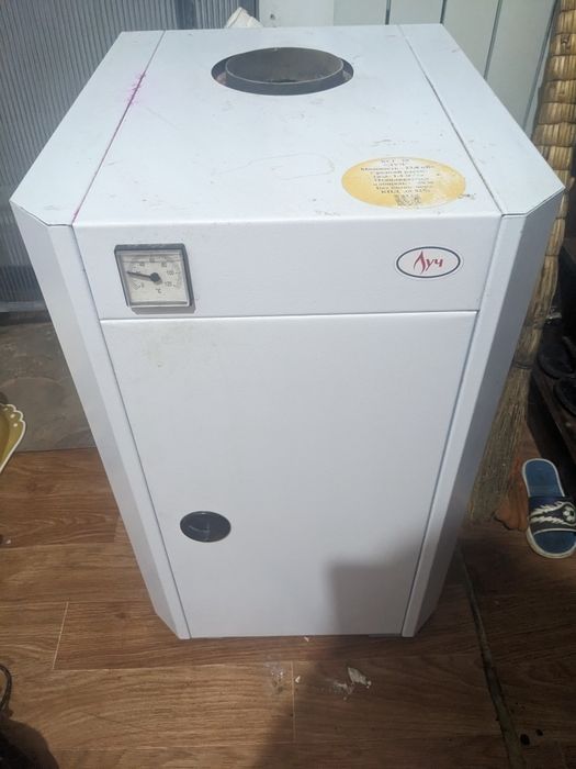 Газовый котел напольный 200кв.м. Луч