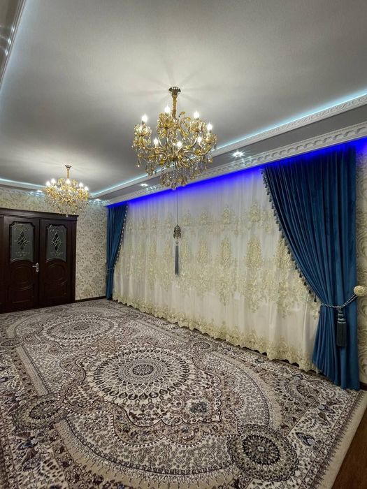 Қибрай тумани.Дурмон маҳалласида 6 сотих 5 хонали  уй сотилади.