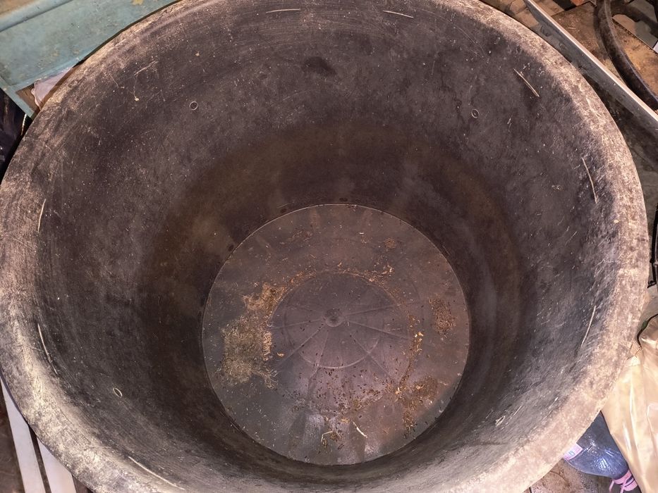 Vind cadă cu capac de 500 litrii