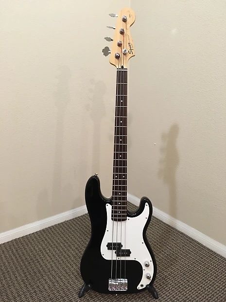 Бас-гитара Squier Precision Bass Affinity Series (2004)