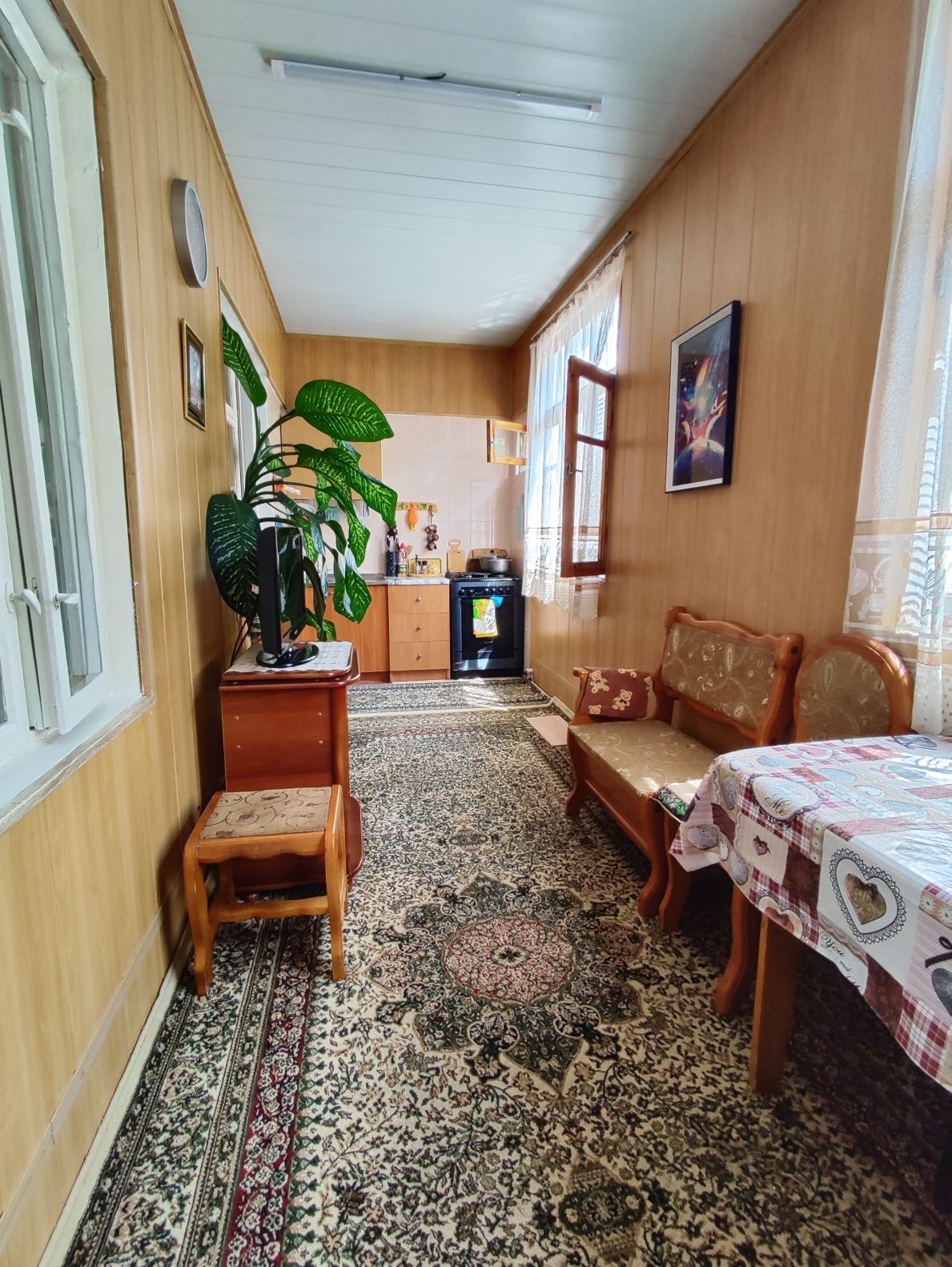 Фархадский Базар Учтепинский район Продаётся 3-комнатная квартира 90м²