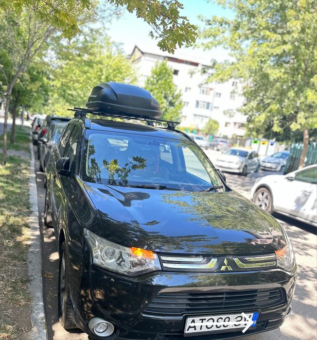 Vând urgent mitsubishi outlander 4x4