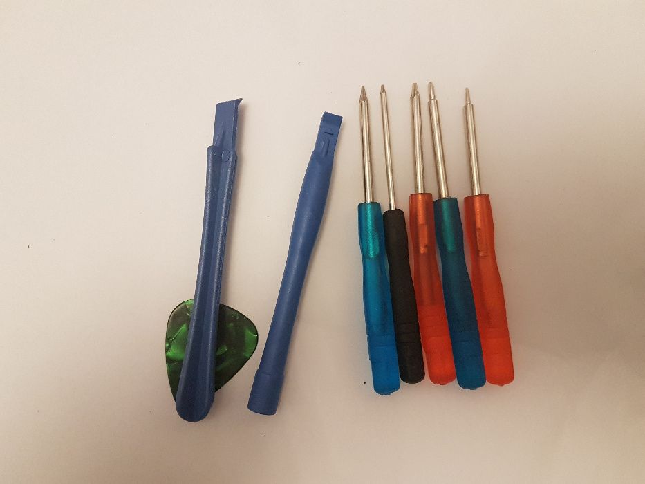 Kit Surubelnite/spatule Reparati GSM Samsung/Iphone Noi!