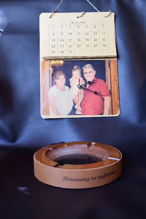Ръчно изработен календар от дърво с ВАША снимка