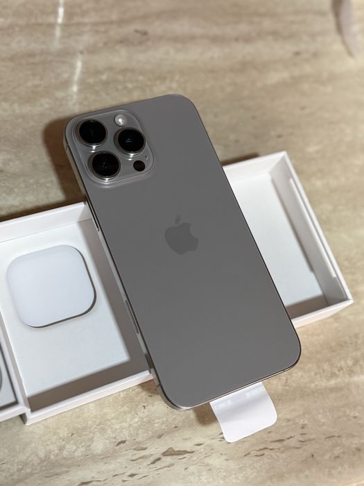  Iphone 16 pro max Natural Titanium 100% baterie