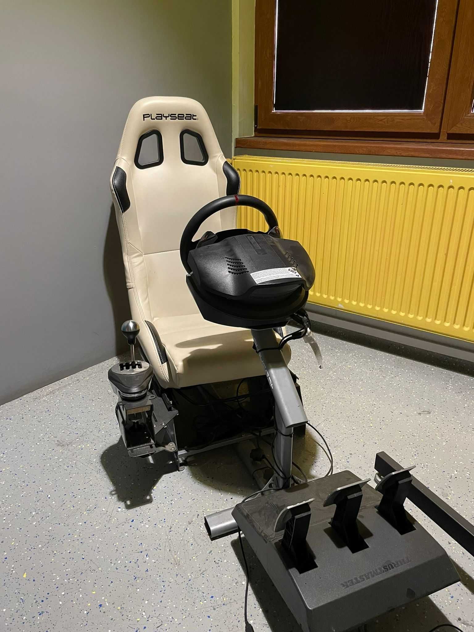 Set Volan TrustMaster T500RS + Playseat Cockpit