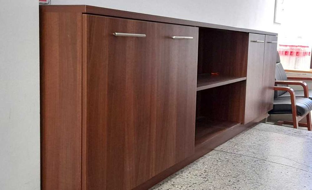 Спешно, мебели от ЛПДЧ с мел. покритие, само лично предаване