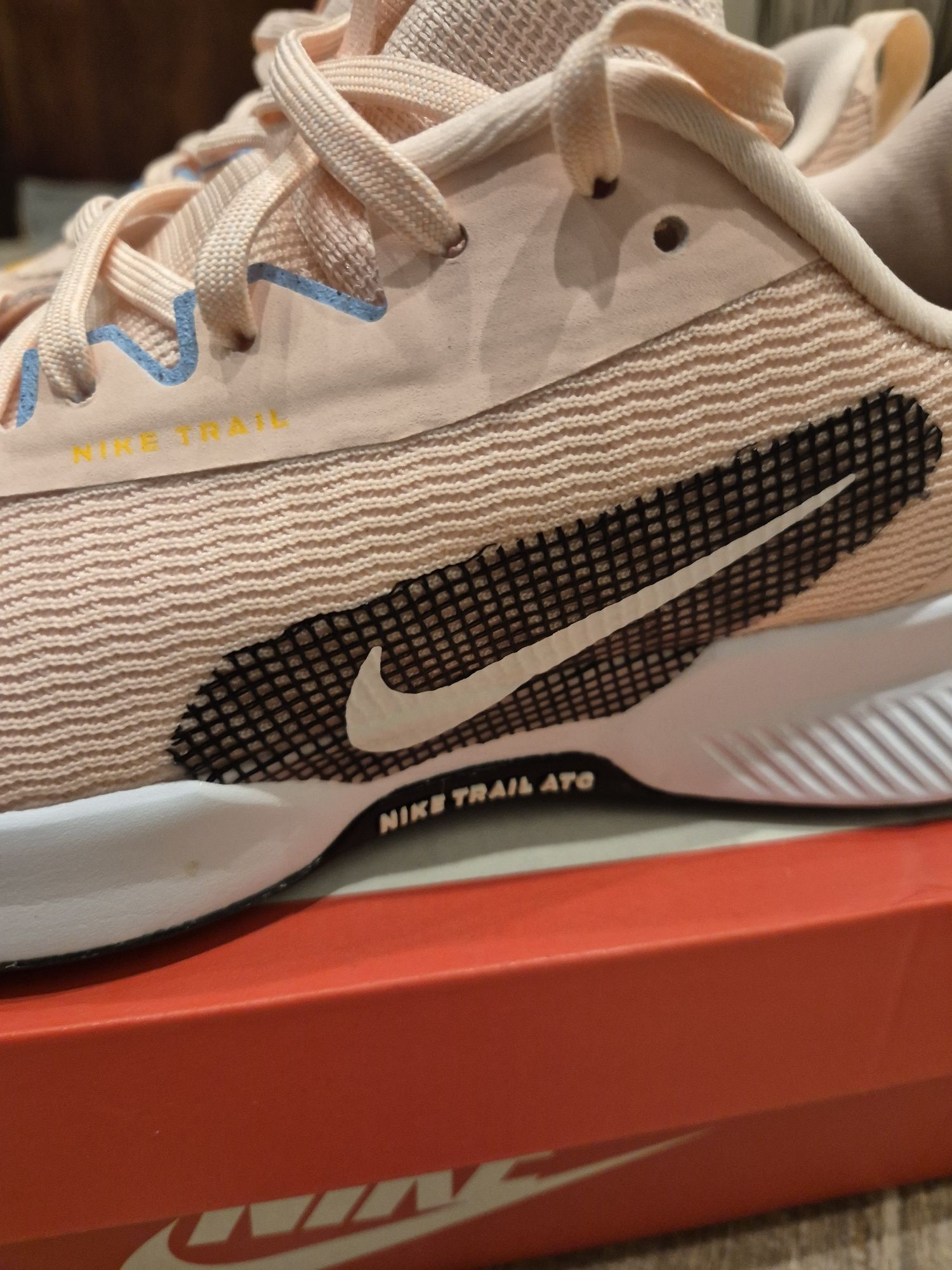 Дамски NIKE, номер 41
