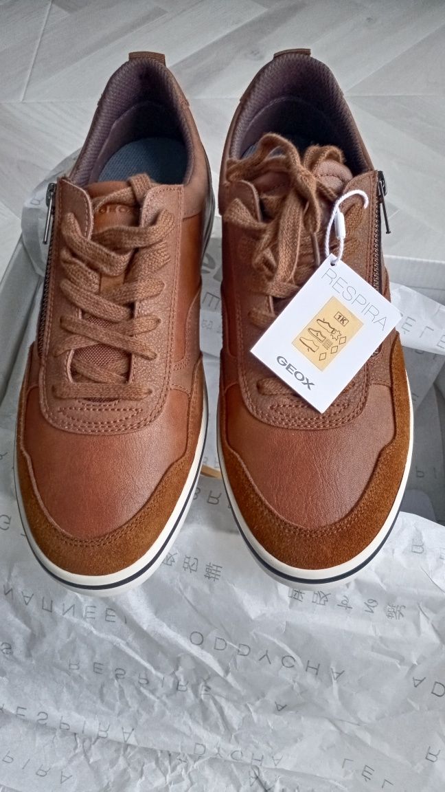 Продам мужской обувь GEOX (Геокс) коричневый.GEOX  итальянский бренд !