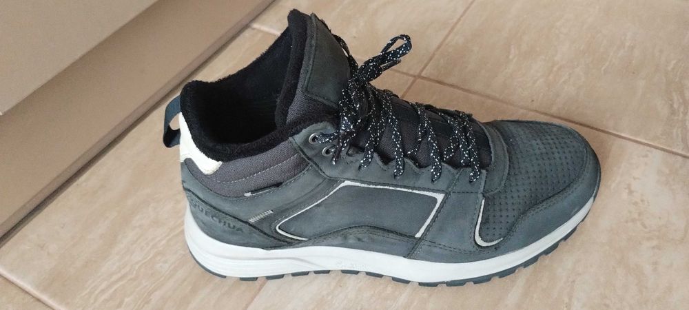 Мъжки непромокаеми кожени обувки, Quechua