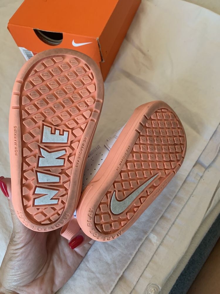 Детски маратонки за момиче Nike