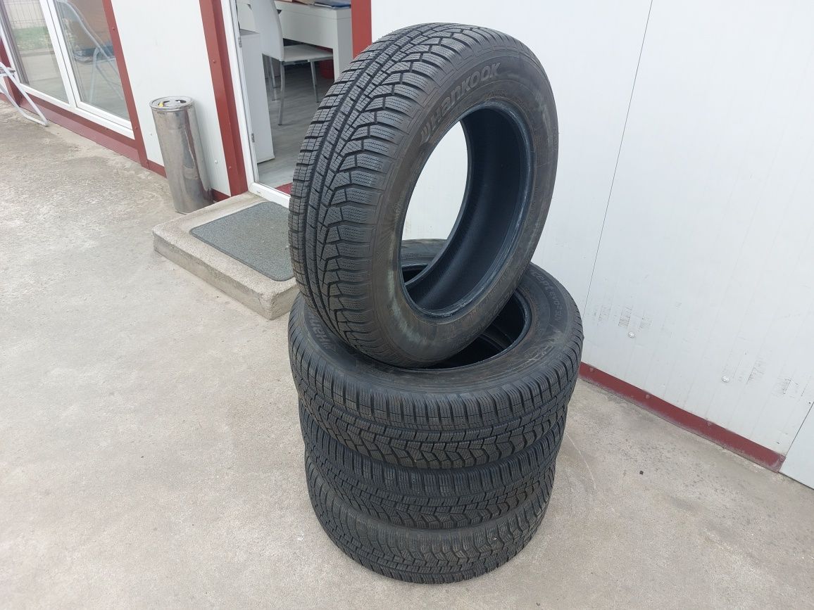 150 lei bucata! Set anvelope M+S 215 65 17 Hankook! 7 mm