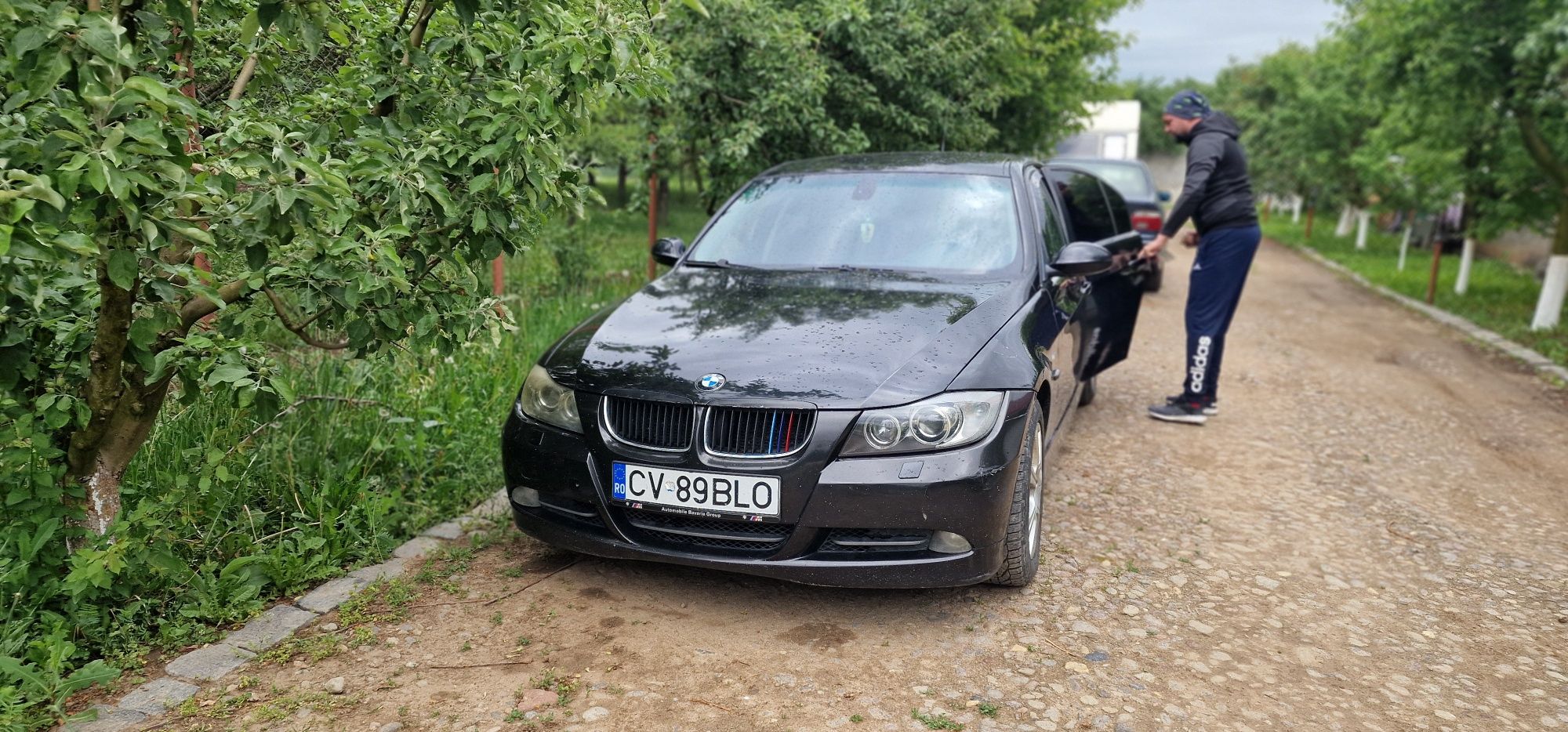 Vând bmw e90 163cai