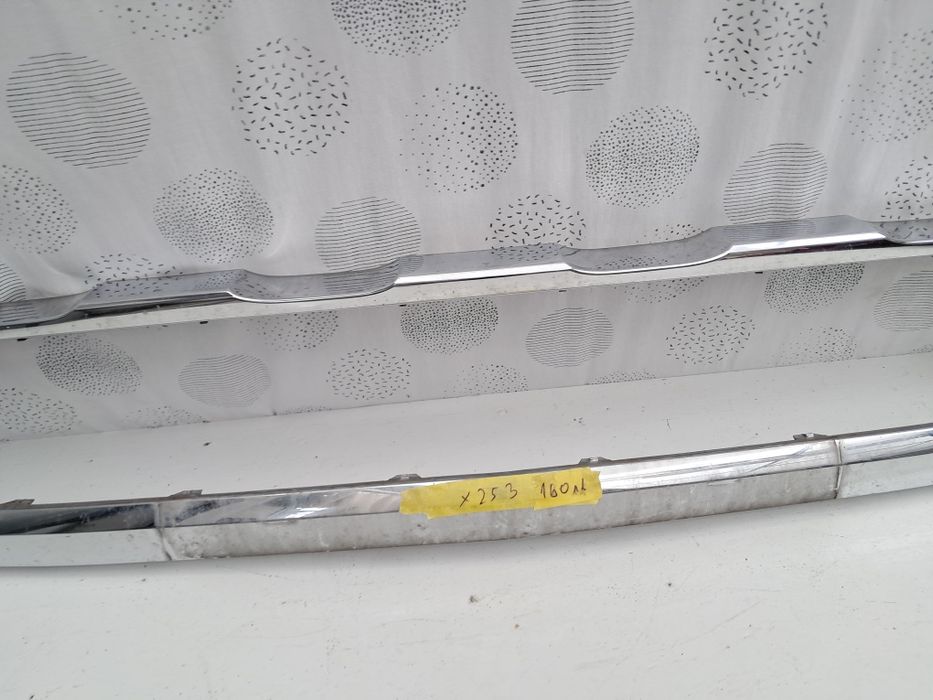 Лайсна грил решетка броня Mercedes X253