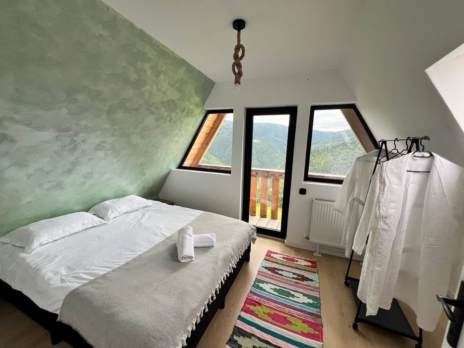 Cabana de închiriat în Maguri,lângă Marinel, 6-8 persoane