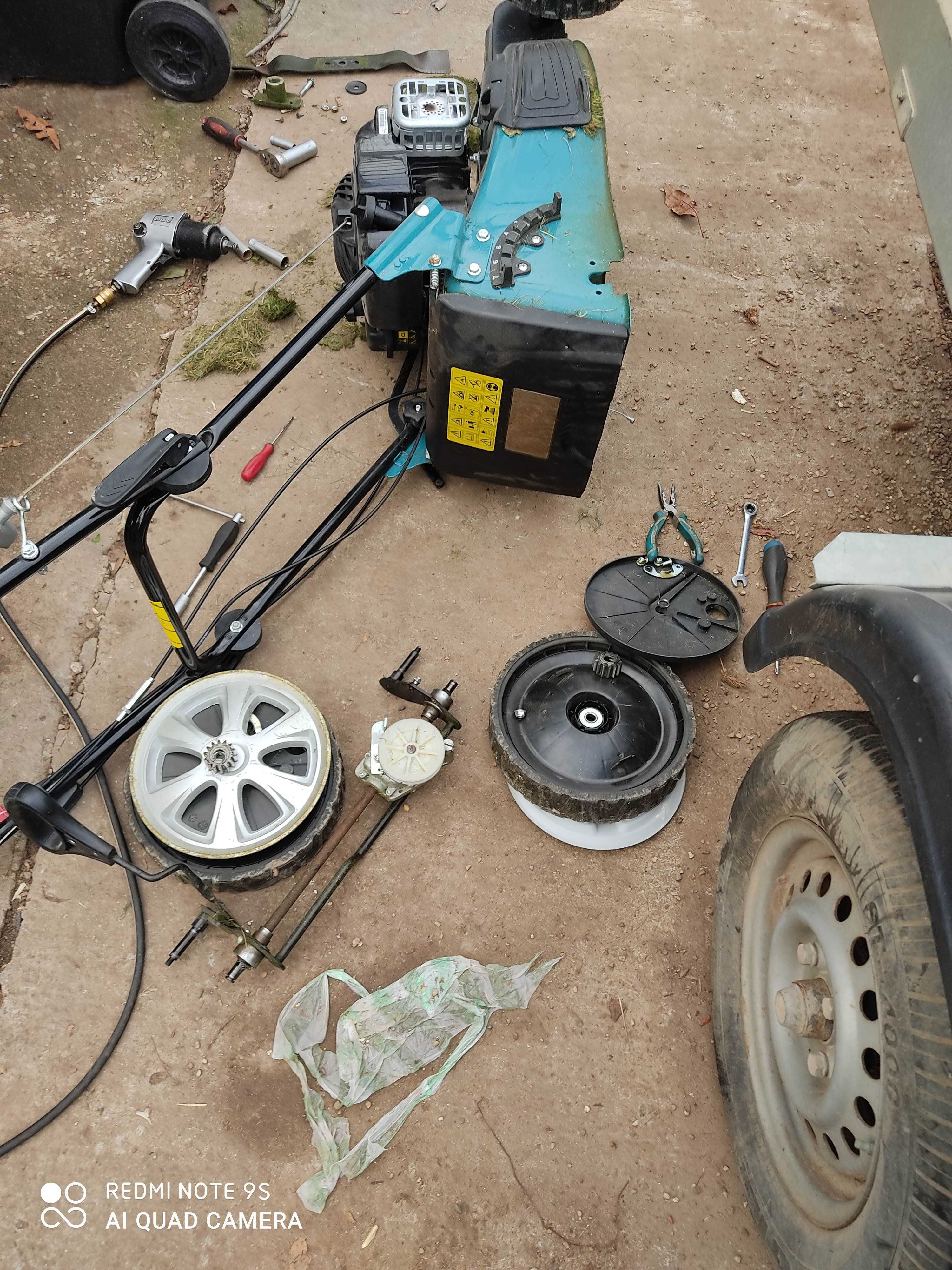 Reparatii motocultoare, mașini de tuns iarbă, benzină, electrice