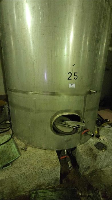 Съд за съхранение на вино / Цистерна от неръждаема стомана 16 014 л