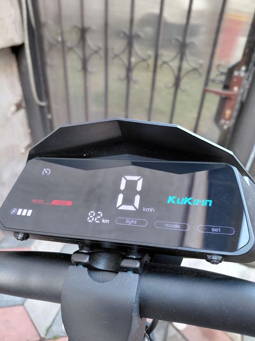 Trotineta electrica kukirin g2 2025 82 km,pret negochiabil