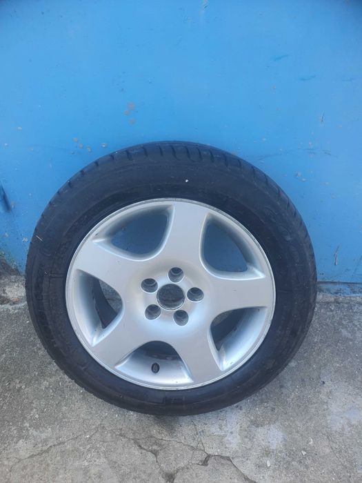 Джанта с гума 205/60/16 за AUDI