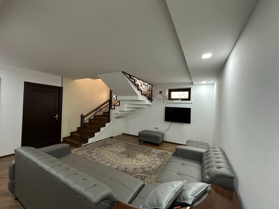 Срочно Продаётся новый Евродом паркентский тапоич 4-соток 3-уровень