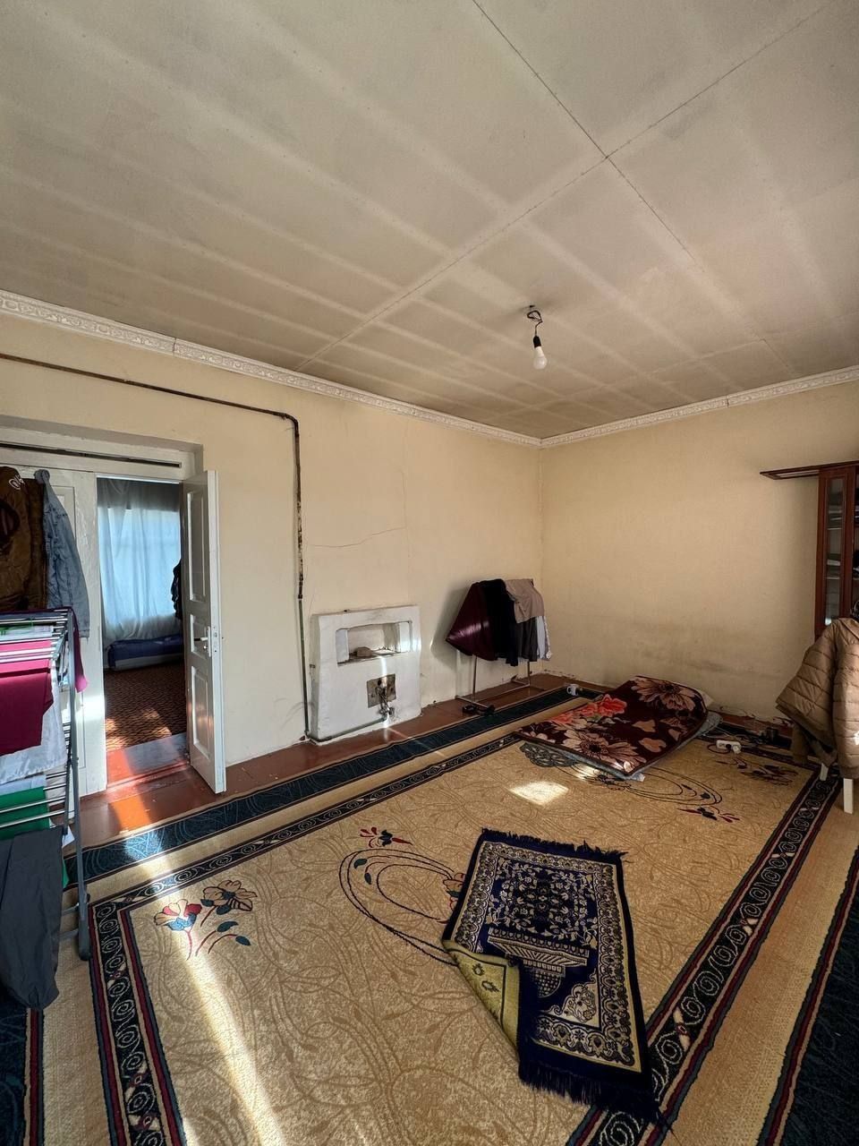 Ховли уй, 8 сотик, Кибрай Ункургонда. Уйни ярми тайёр, ярми коробка