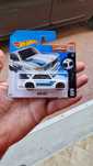 Hot Wheels BMW 2002 alb