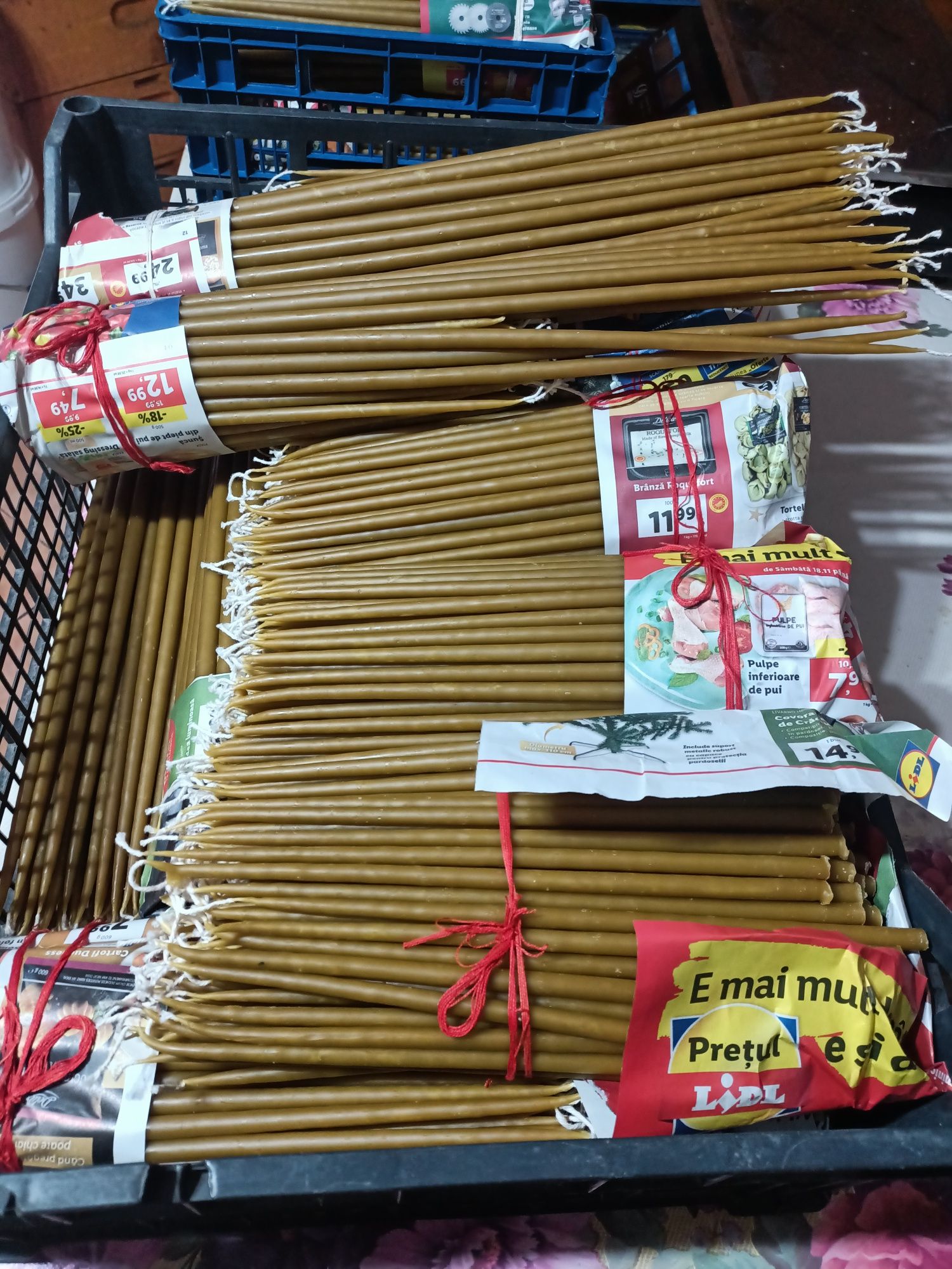 Vând  lumânări   din ceară naturală