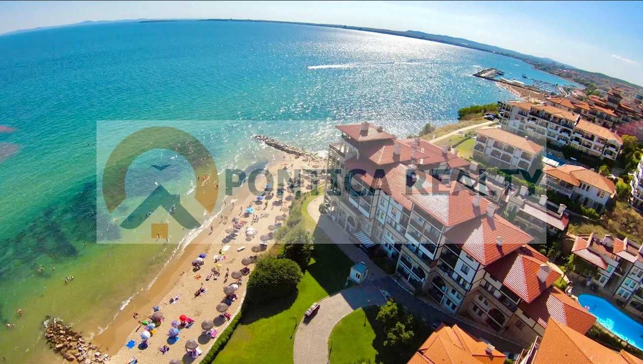 Двустаен апартамент в елитен комплекс в Свети Влас