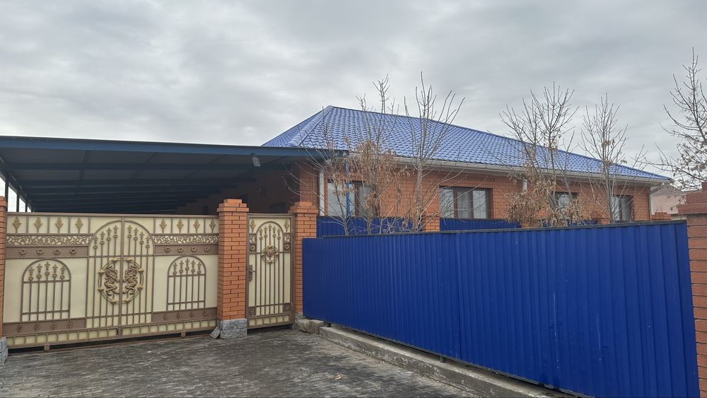 Продается 5-комнатный дом ПРЯМО НАПРОТИВ 35ШКОЛЕ