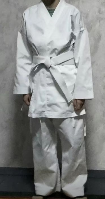 Кимоно новый 2 шт .