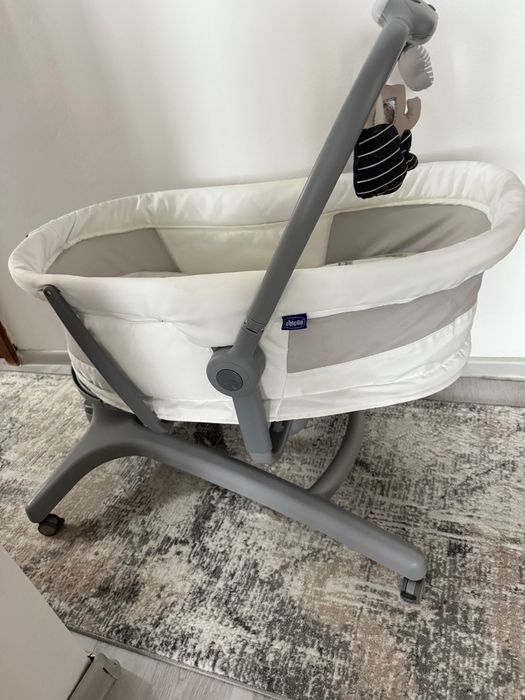 Vindem carucior, patut, jucarii