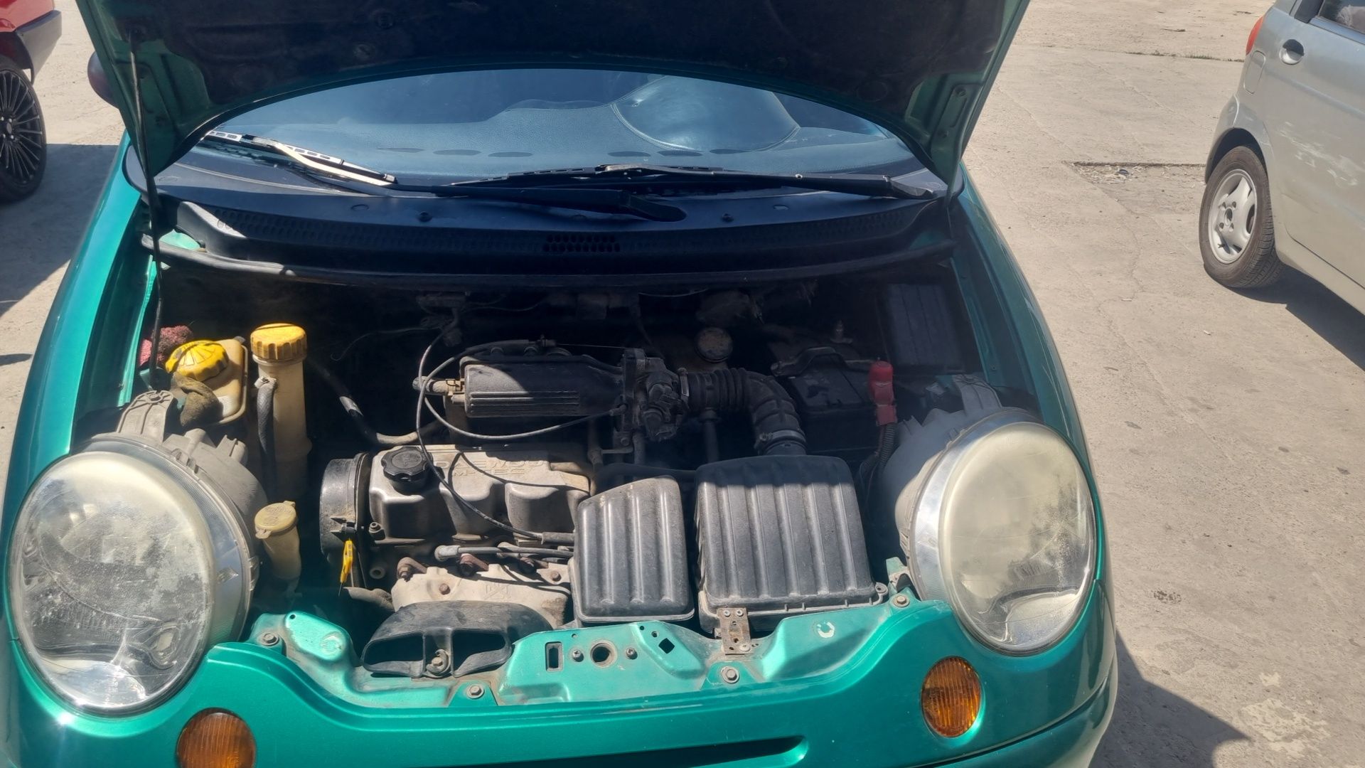 2002 yil matiz sotladi benzin