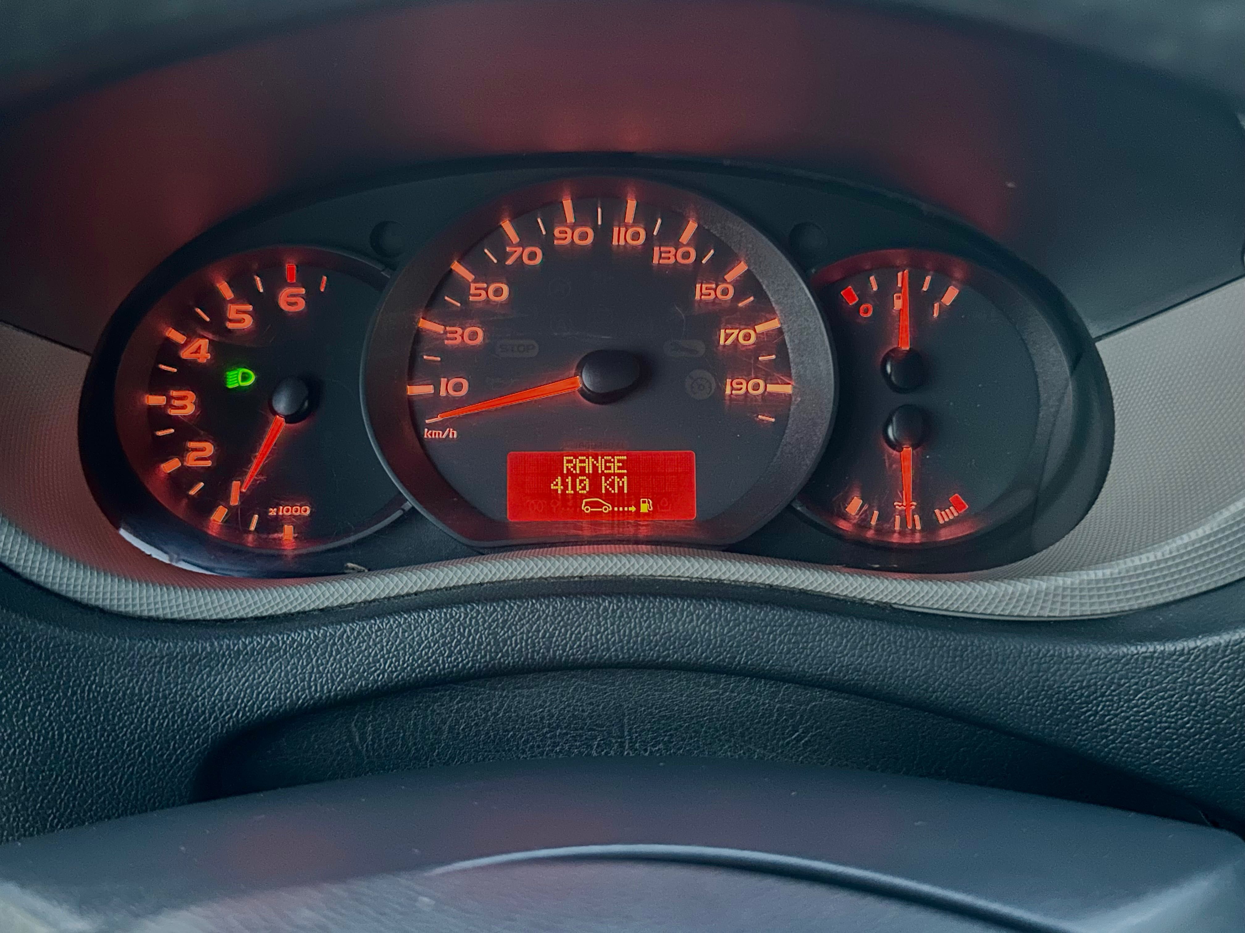 Renault Master euro5 L4H3 440m AC punte dubla 3locuri inmatriculata RO