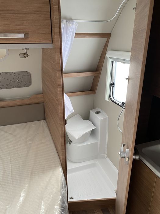 INchirieri  Rulote Premium in Brasov(40€/zi in septembrie)