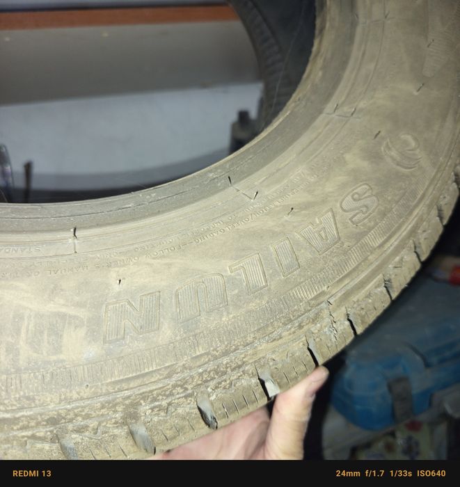 Продам покрышки китайские почти новые