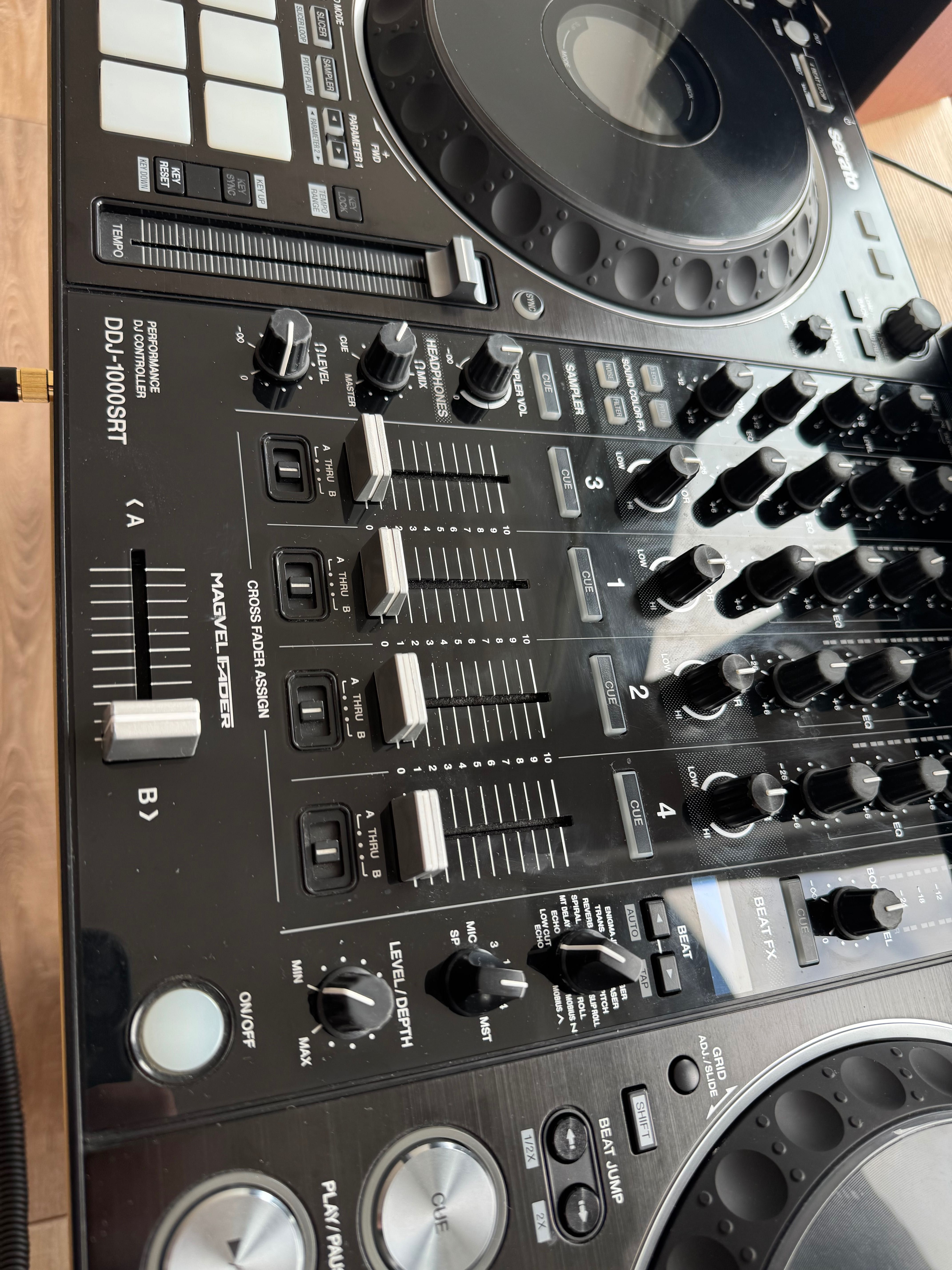 Pioneer DDJ-1000 SRT