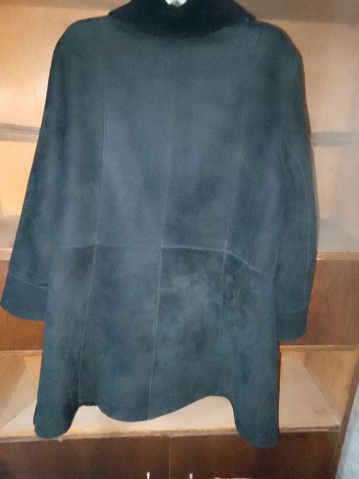 Продается дублёнка женская размер Мка