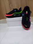 Детски обувки Nike air max 720-818