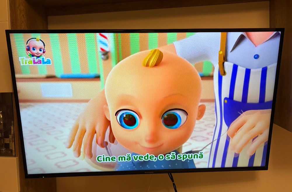 TV LCD Smart Panasonic, 126 cm