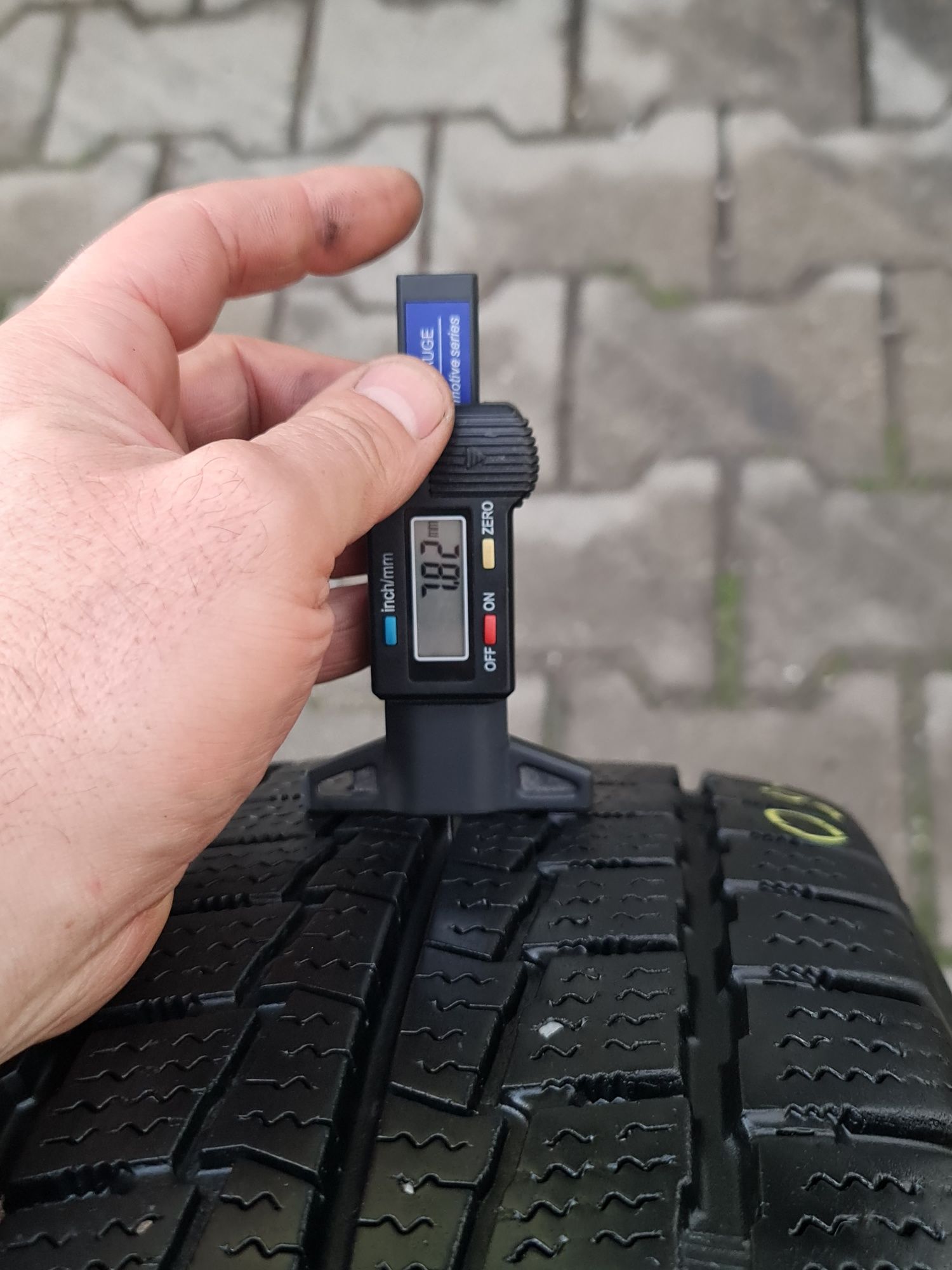215 65 16 c hankook